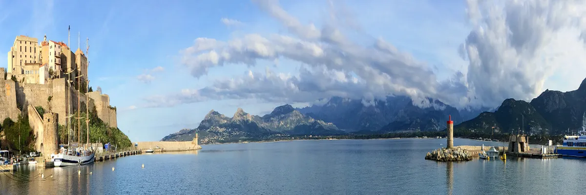 image-pose-borne-de-recharge-irve-corse.webp Image Pose borne de recharge IRVE Corse