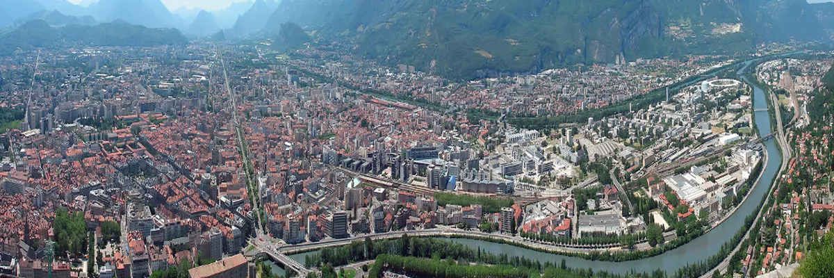 Image Pose borne de recharge IRVE Grenoble