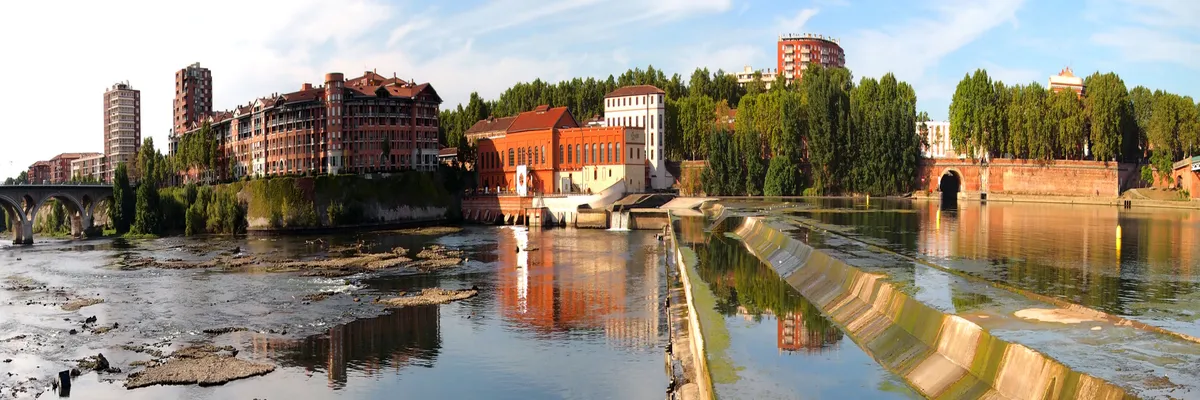 image-pose-borne-de-recharge-irve-haute-garonne.webp Image Pose borne de recharge IRVE Haute-Garonne