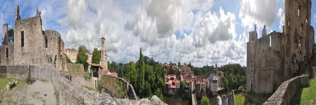 Image Pose borne de recharge IRVE Loire-Atlantique