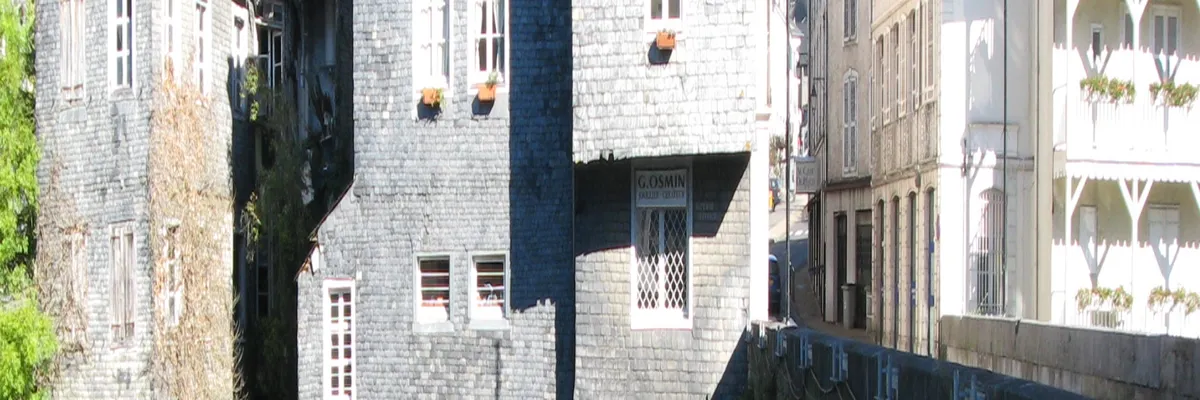 image-pose-borne-de-recharge-irve-oloron-sainte-marie.webp Image Pose borne de recharge IRVE Oloron-Sainte-Marie