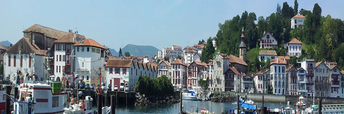 image-pose-borne-de-recharge-irve-pyrenees-atlantiques.webp Image Pose borne de recharge IRVE Pyrénées-Atlantiques