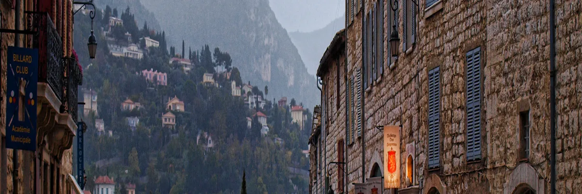 image-pose-borne-de-recharge-irve-vence.webp Image Pose borne de recharge IRVE Vence