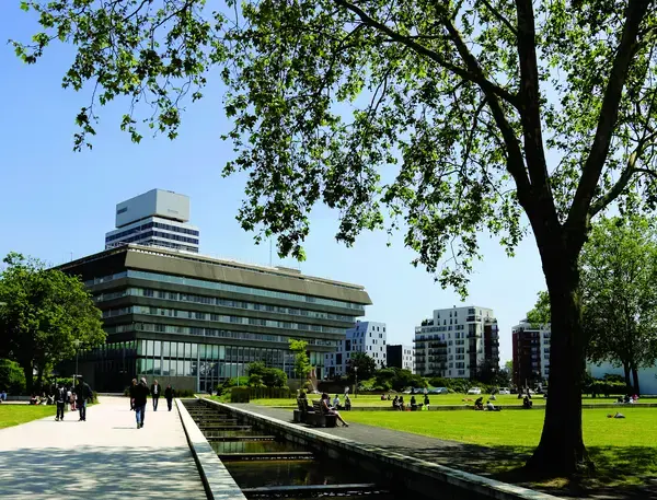 Borne de Recharge Rapide Pose borne de recharge IRVE Cergy