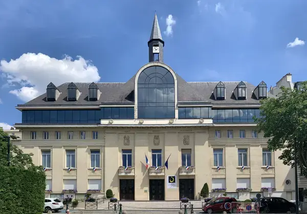 Borne de Recharge Rapide Pose borne de recharge IRVE Saint-Mandé